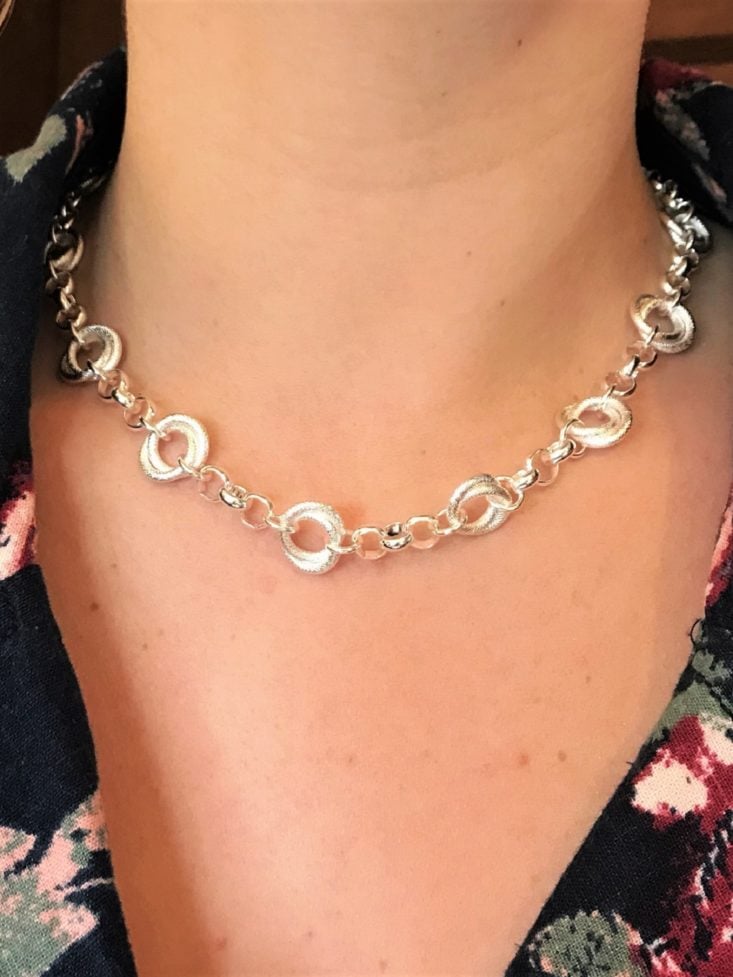 Jewelry Subscription Box April 2019 - Silver Chain Toggle Necklace Close Up