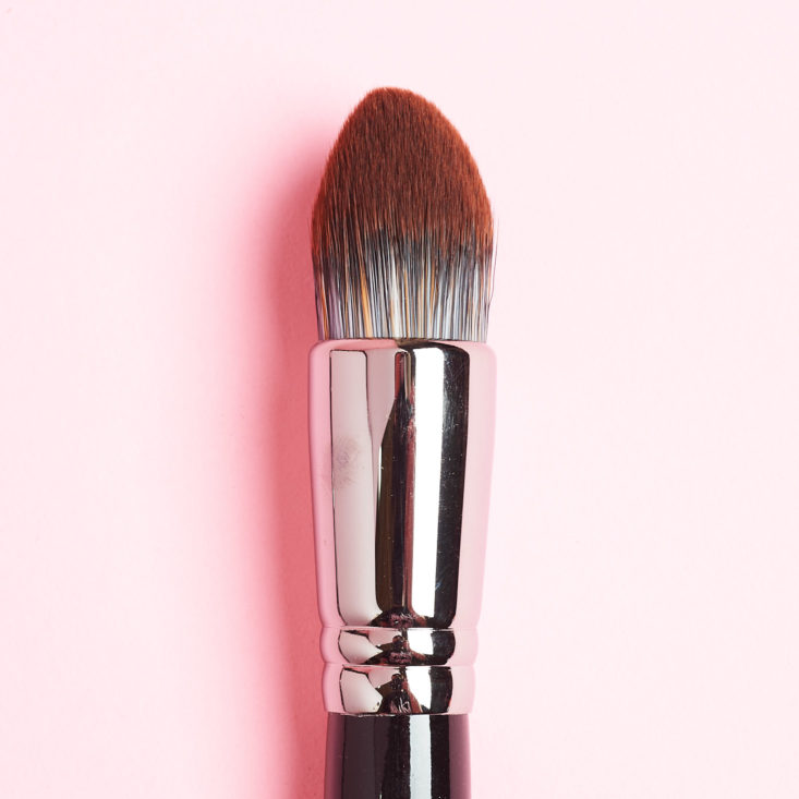 Morphe Me May 2019 review foundation brush head