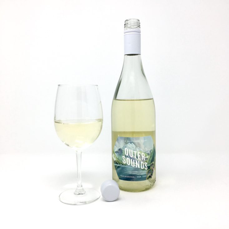 Winc Wine of the Month Review March 2019 - 2018 Outer Sounds Sauvignon Blanc Open Front