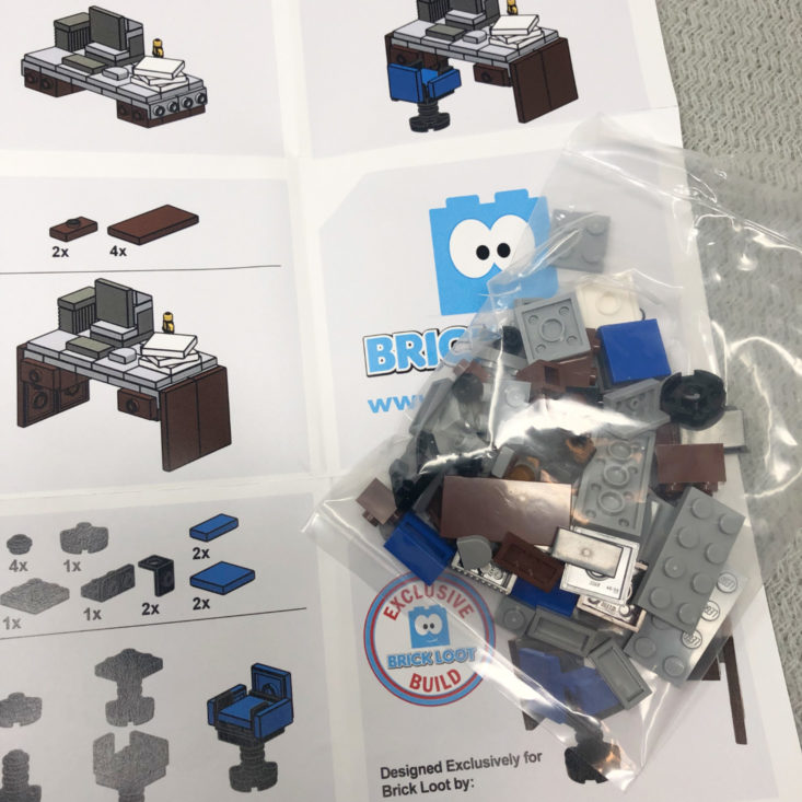 8 - Brick Loot April 2019 - Exclusive! 100% LEGO® Build – CEO Desk - Designed by Parker Krex