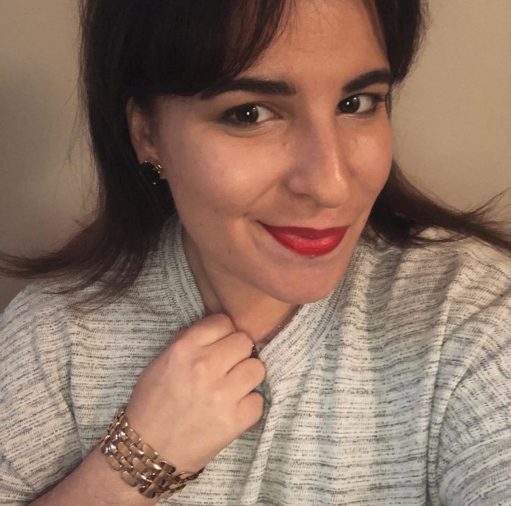 Bezel Box Mini Subscription Review- MAY 2019 - Selfie w Black Gem Earrings and Gold Bracelet