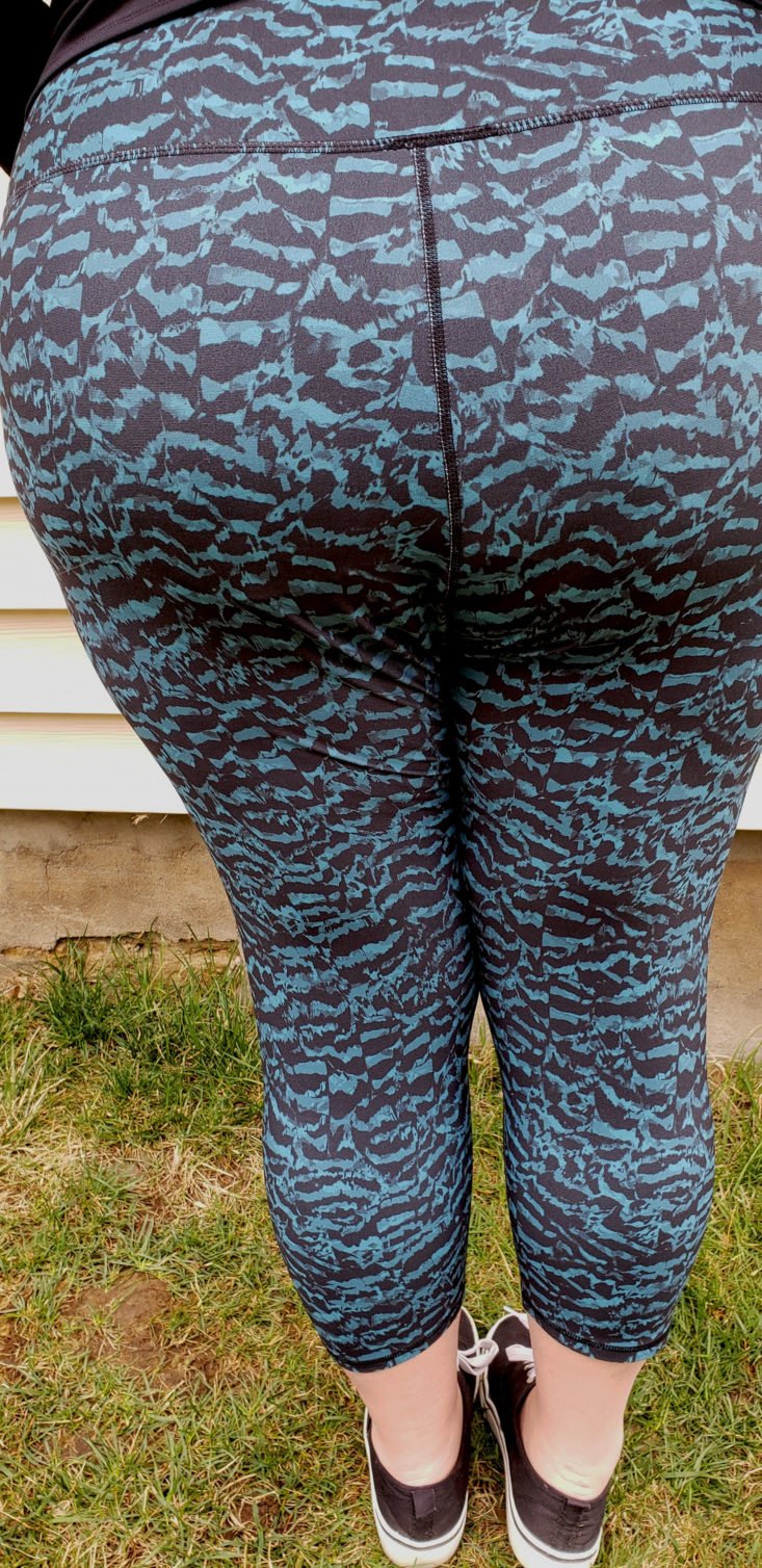 Fabletics Plus Size March 2019 Box - Salar Printed Powerhold Capris in Tiger Dash Size 3x 5