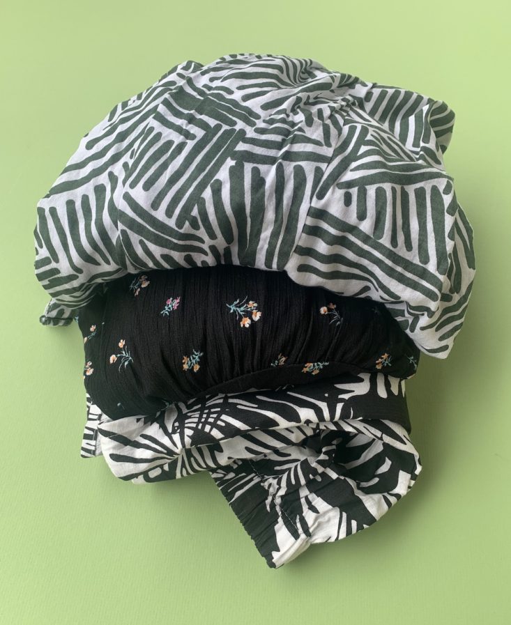 Golden Tote Clothing Tote Review May 2019 - All Contents 1 Top