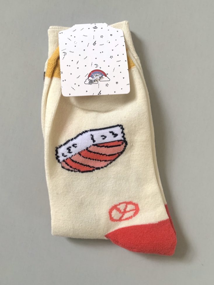 Quirky Crate Subscription Review May 2019 - Hey Japan Socks 2