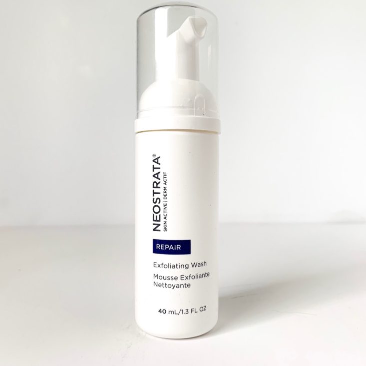 The Beauty Report Stop The Clock Box Review - Neostrata Repair Exfoliating Wash Front