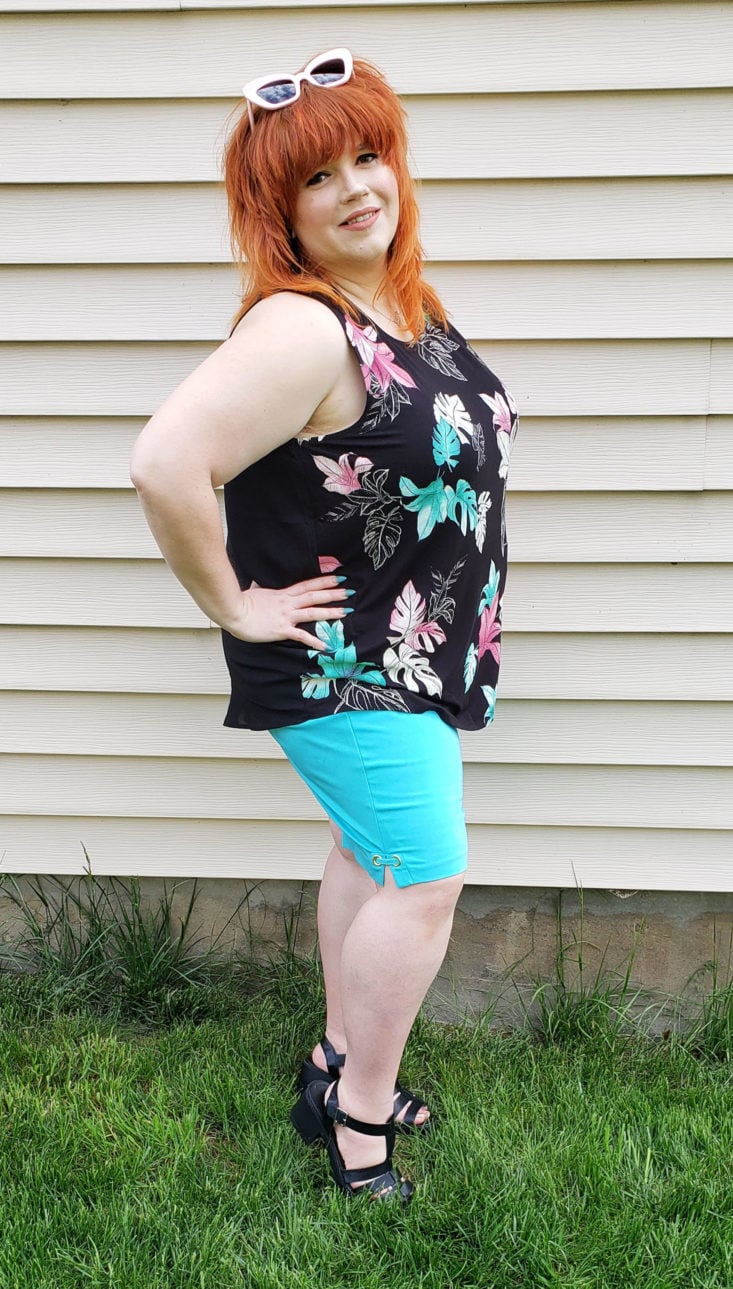 Dia & Co Subscription Box Review May 2019 - Miranda Pleat Black Top by In Every Story Size 1x 2 Side