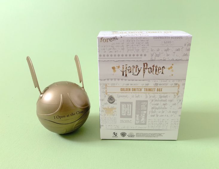 J.K. Rowling’s Wizarding World Crate May 2019 - Golden Snitch Trinket Box 1