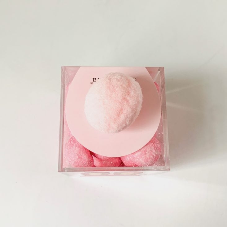 Sugarfina June 2019 - Pink Bunny Tails, Small Candy Cube 3