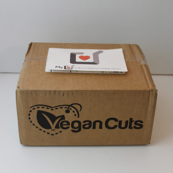Vegan Cuts Beauty June 2019 - Box