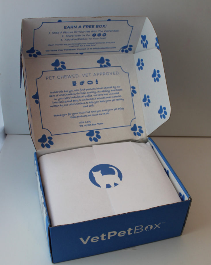 Vet Pet Box Cat July 2019 - Box Opened Top