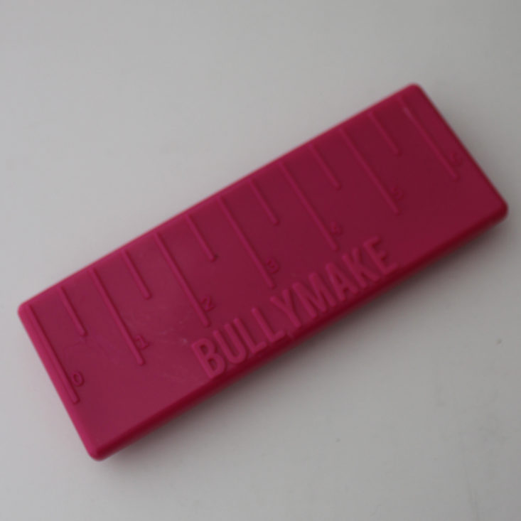 Bullymake Box August 2019 - Ruler Top