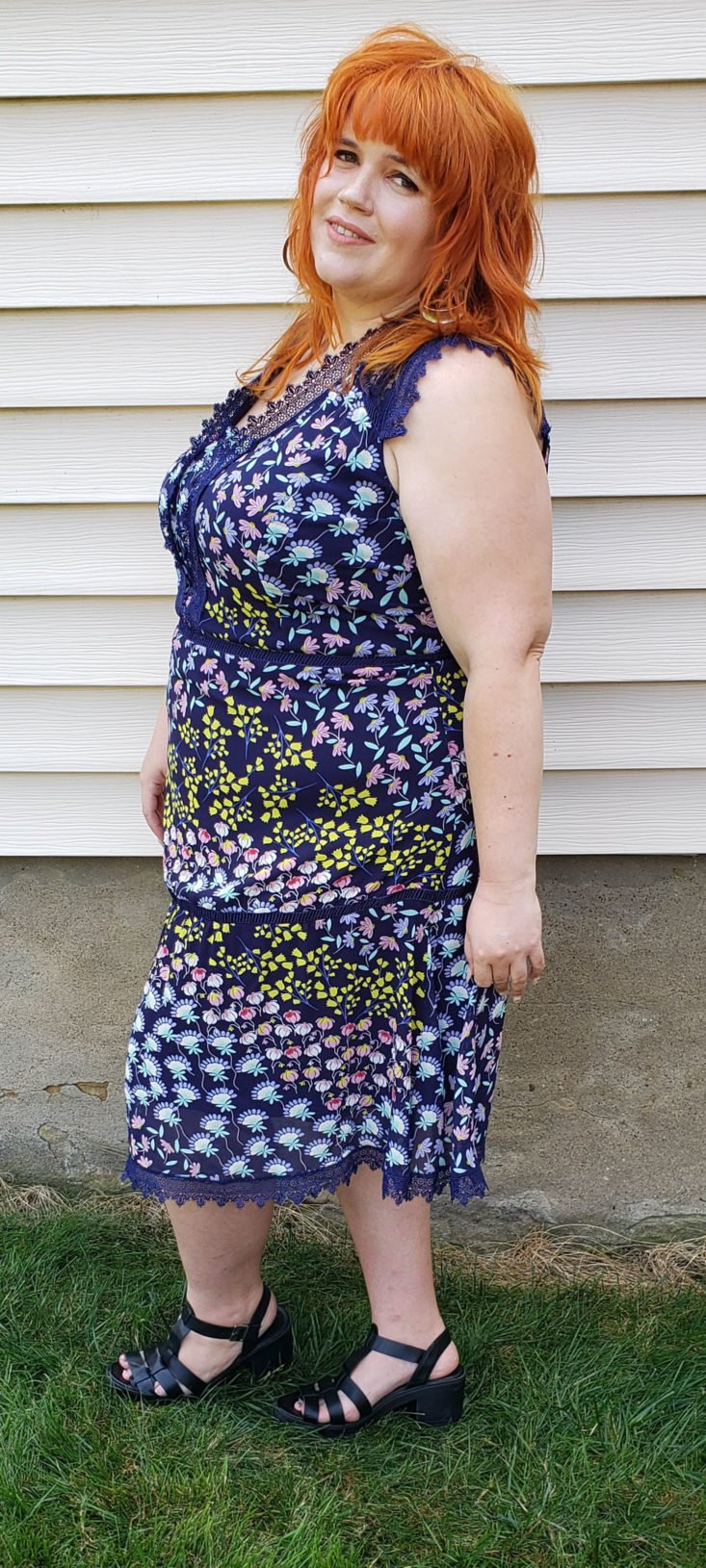 Dia & Co Subscription Box July 2019 - Model Wearing Keller Lace Patterned Dress Side View Front