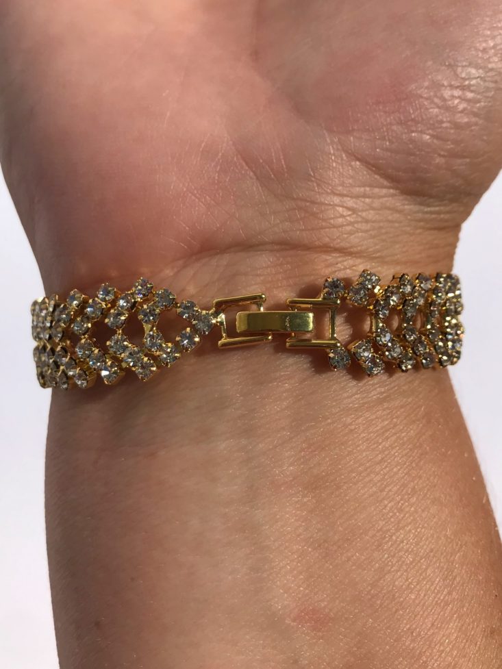 Jewelry Subscription Box August 2019 - Bracelet Wear Back Close Up