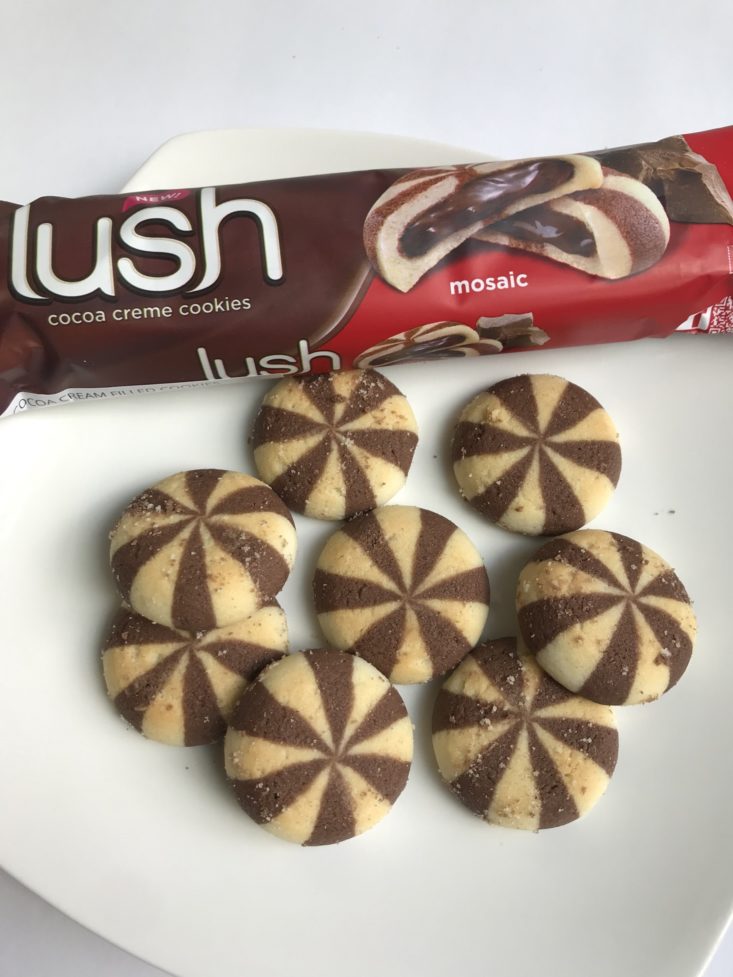 Universal Yums August 2019 - Lush Cocoa Creme Mosaic Cookies Opened