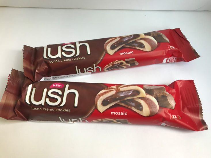 Universal Yums August 2019 - Lush Cocoa Creme Mosaic Cookies Unopened