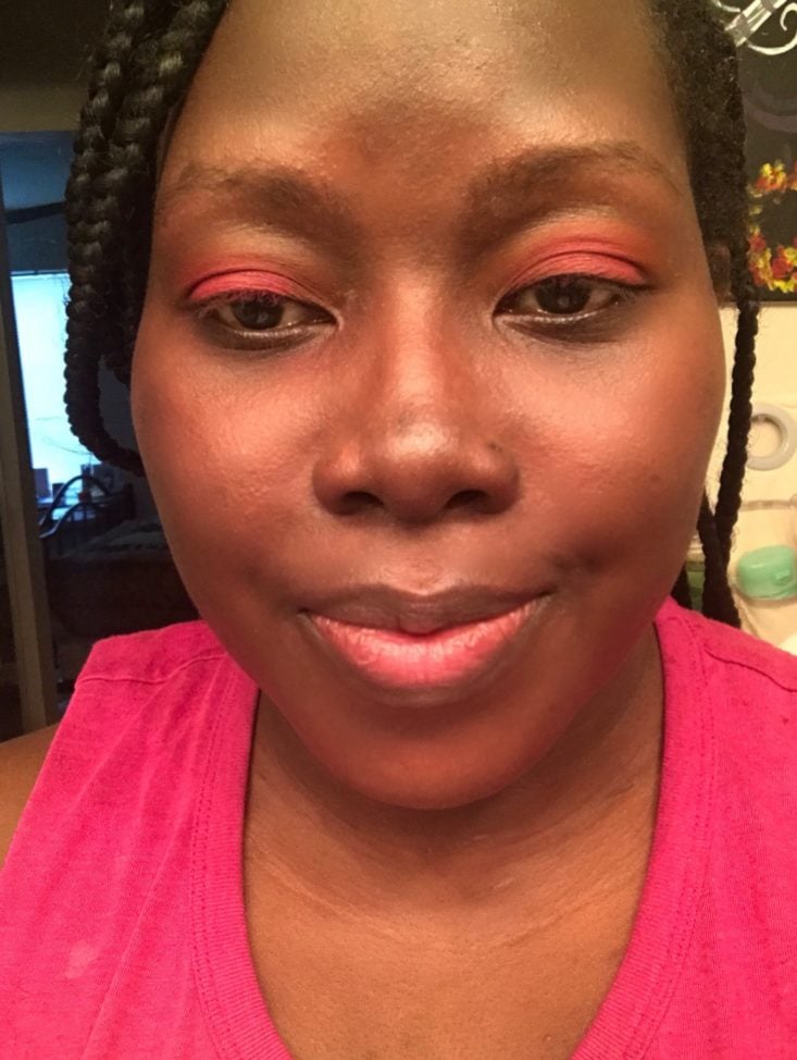Boxycharm Tutorial November 2019 - Pink shade directly in the middle of the orange shade